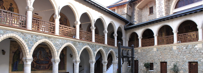 Древние монастыри Кипра