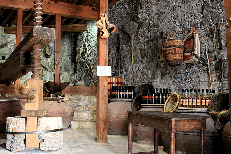 Омодос - деревня виноделов