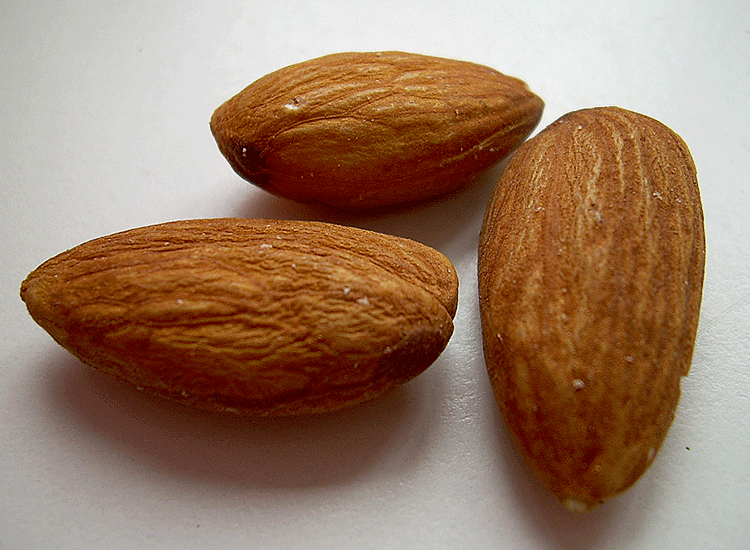 Миндаль: вкусно и полезно