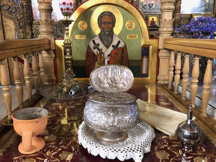 Мощи Киприана и Устиньи