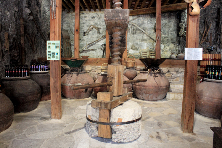 Винодельня Ктима Геролемо